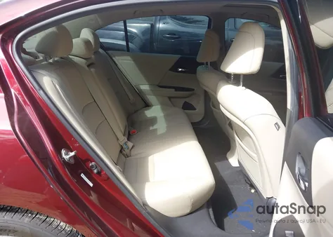 2014 Honda Accord Touring z USA, uszkodzony, nr VIN 1HGCR3F97EA023255